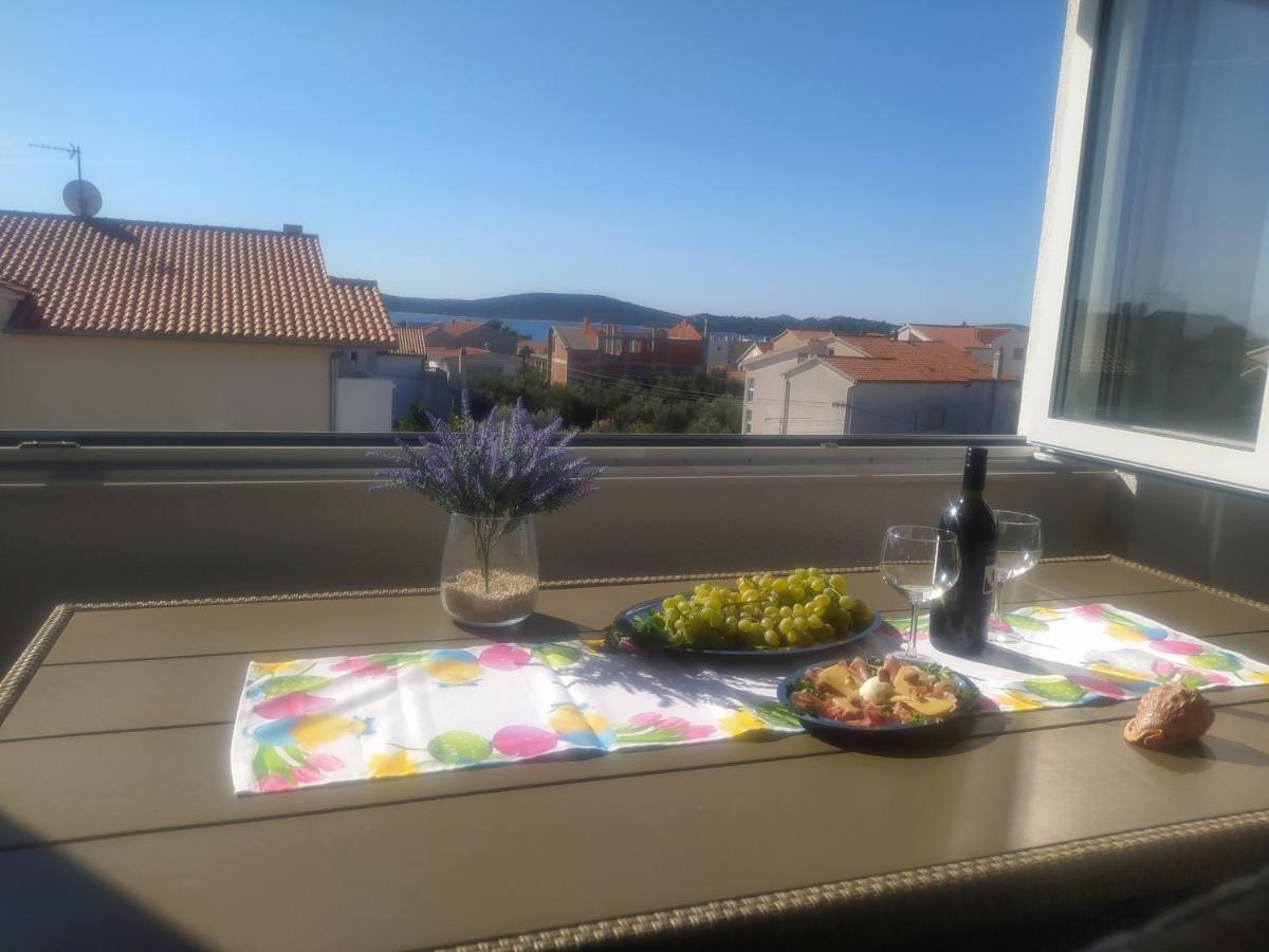 Apartmani Trubi 3 Vodice Dış mekan fotoğraf