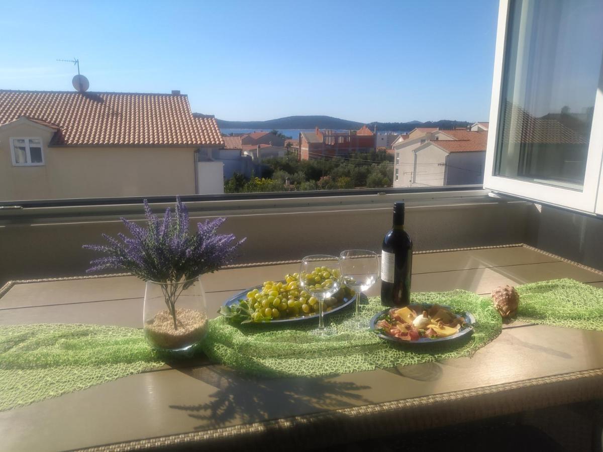 Apartmani Trubi 3 Vodice Dış mekan fotoğraf